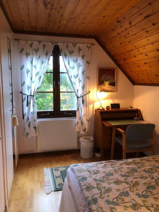 Anitas B&B Stockholm/Vaellingby ภายนอก รูปภาพ