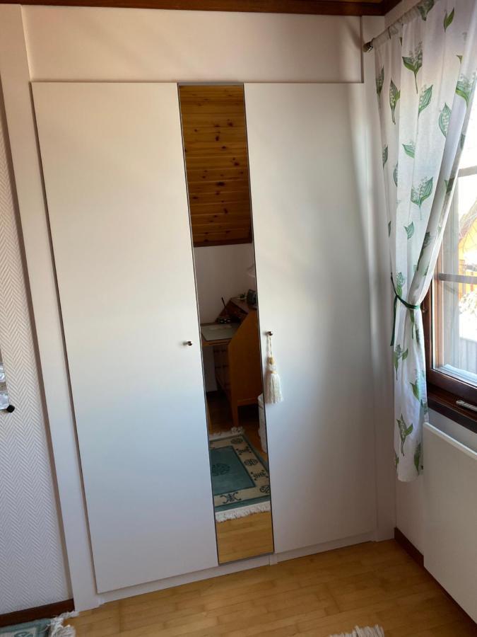 Anitas B&B Stockholm/Vaellingby ภายนอก รูปภาพ