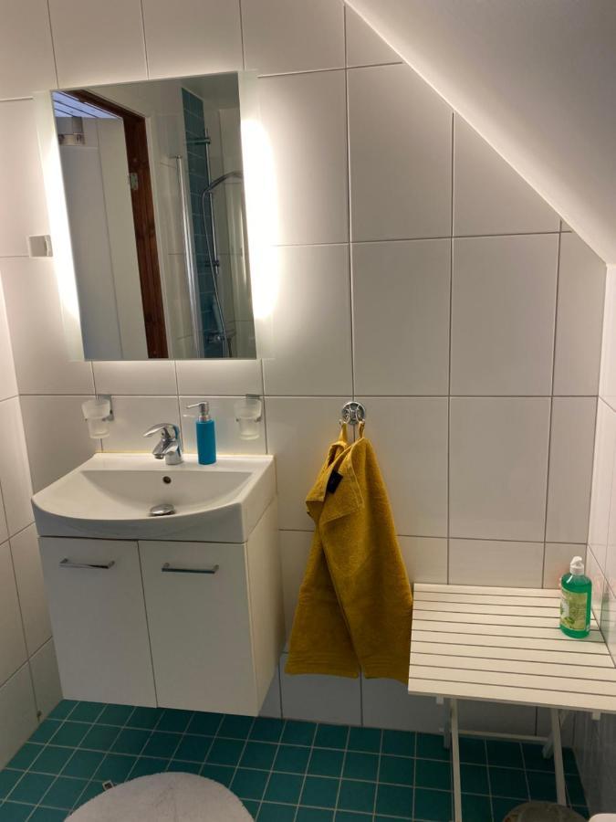 Anitas B&B Stockholm/Vaellingby ภายนอก รูปภาพ
